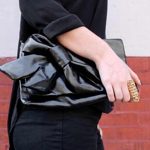 ❤️Host Pick Amrita Singh Austrian crystals Ring - Picture 3 of 5